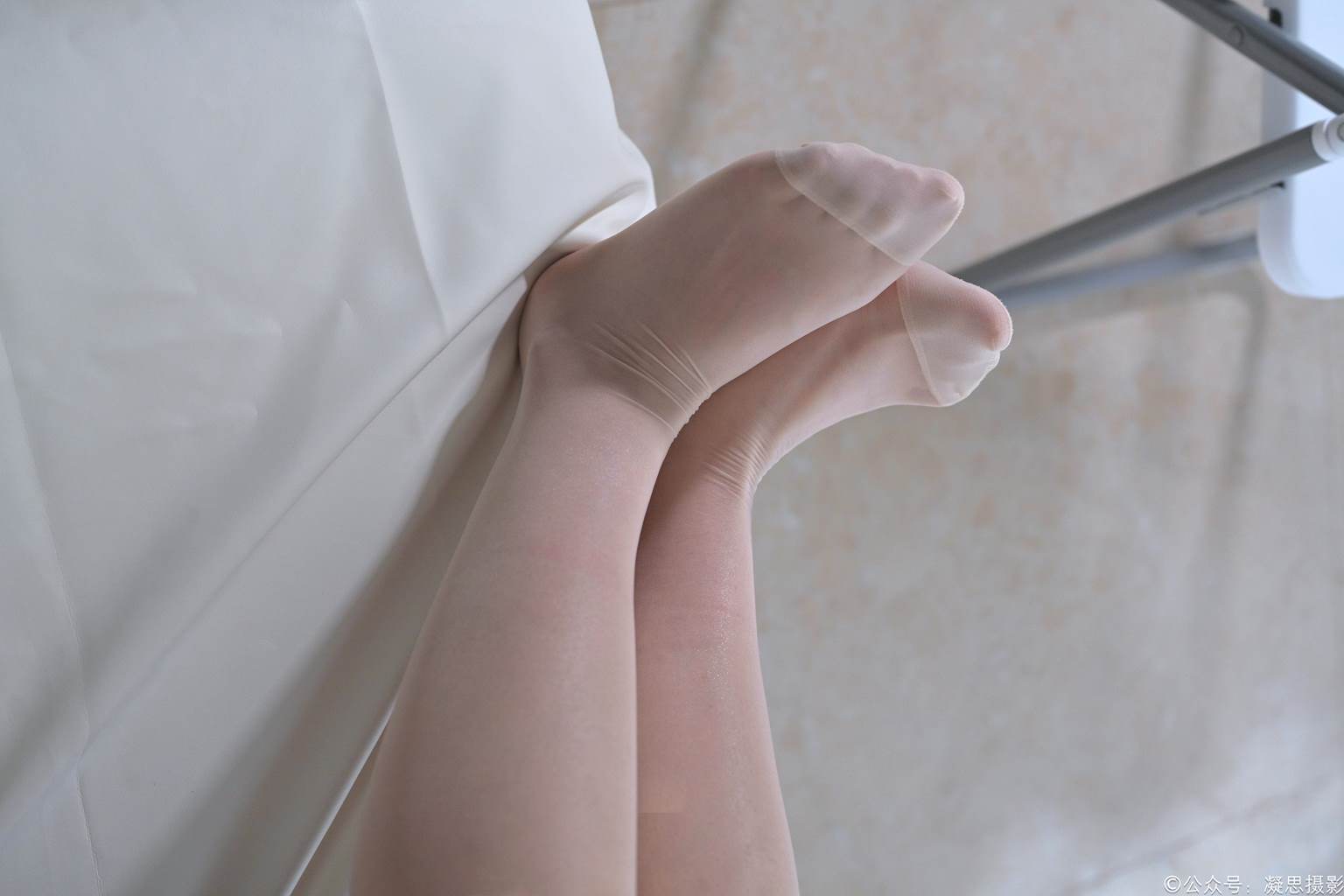 图片[24]-凝思摄影 NO.009 琦琦-校服、短白丝、连裤肉丝、帆布鞋[136P] – 速更版-美库