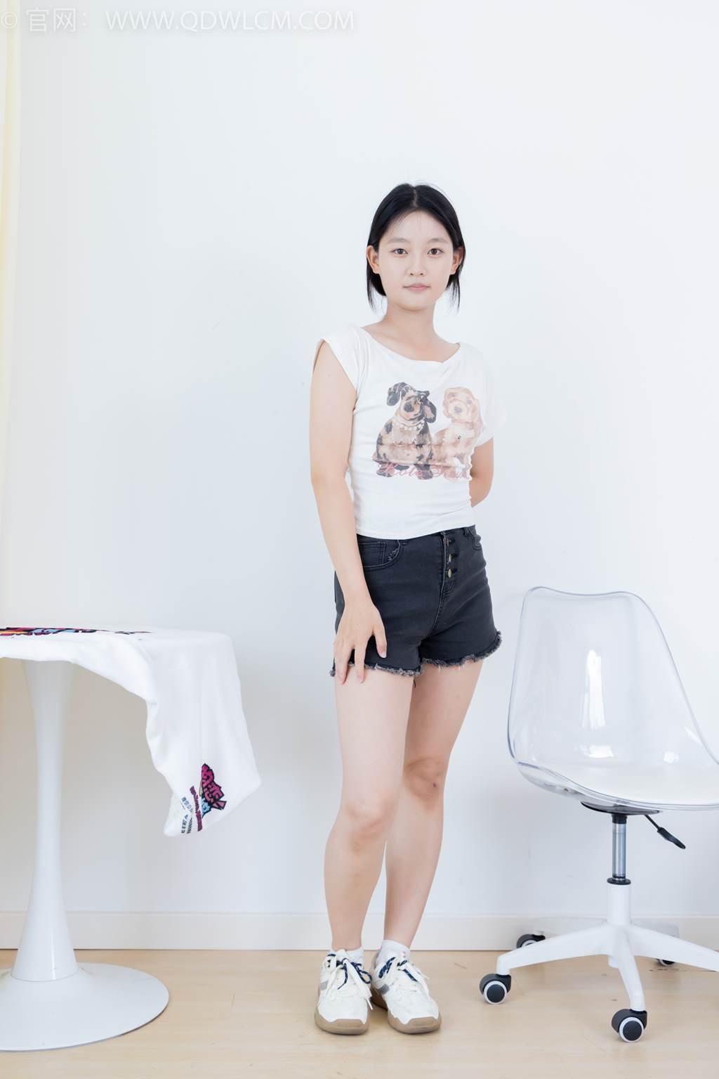 图片[79]-物恋传媒 NO.2470 芙芙-运动鞋、白棉袜、裸足[110P] – 速更版-美库