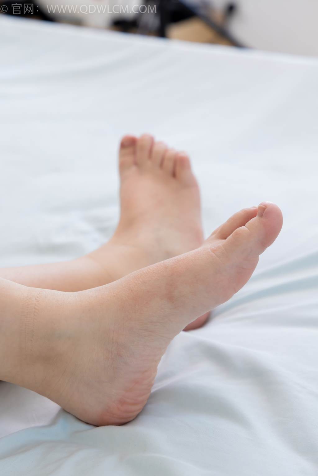 图片[96]-物恋传媒 NO.2470 芙芙-运动鞋、白棉袜、裸足[110P] – 速更版-美库