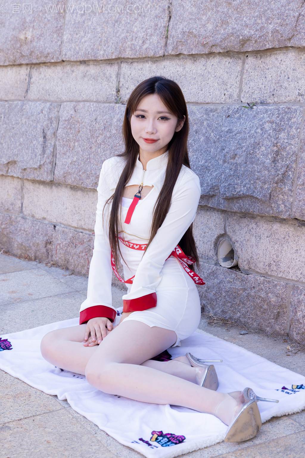 图片[88]-物恋传媒 NO.2471 泡泡-高跟鞋、油亮薄白丝[92P] – 速更版-美库