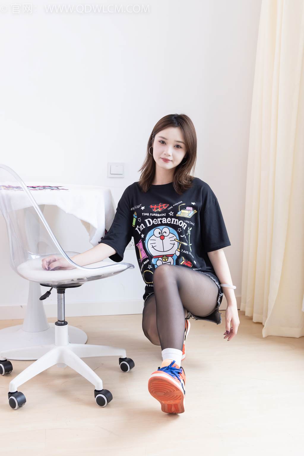 图片[22]-物恋传媒 NO.2473 橙子-板鞋、白棉袜、薄黑丝[135P] – 速更版-美库