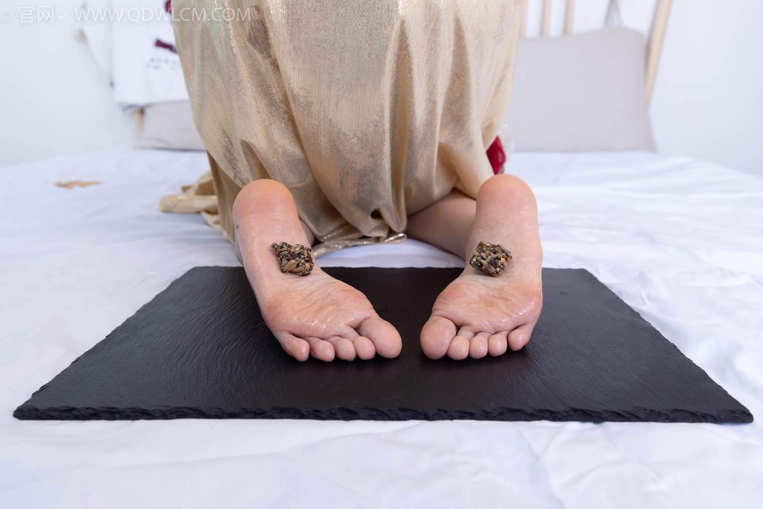 图片[40]-物恋传媒 NO.2472 菜菜-高跟鞋、薄白丝、裸足[198P] – 速更版-美库