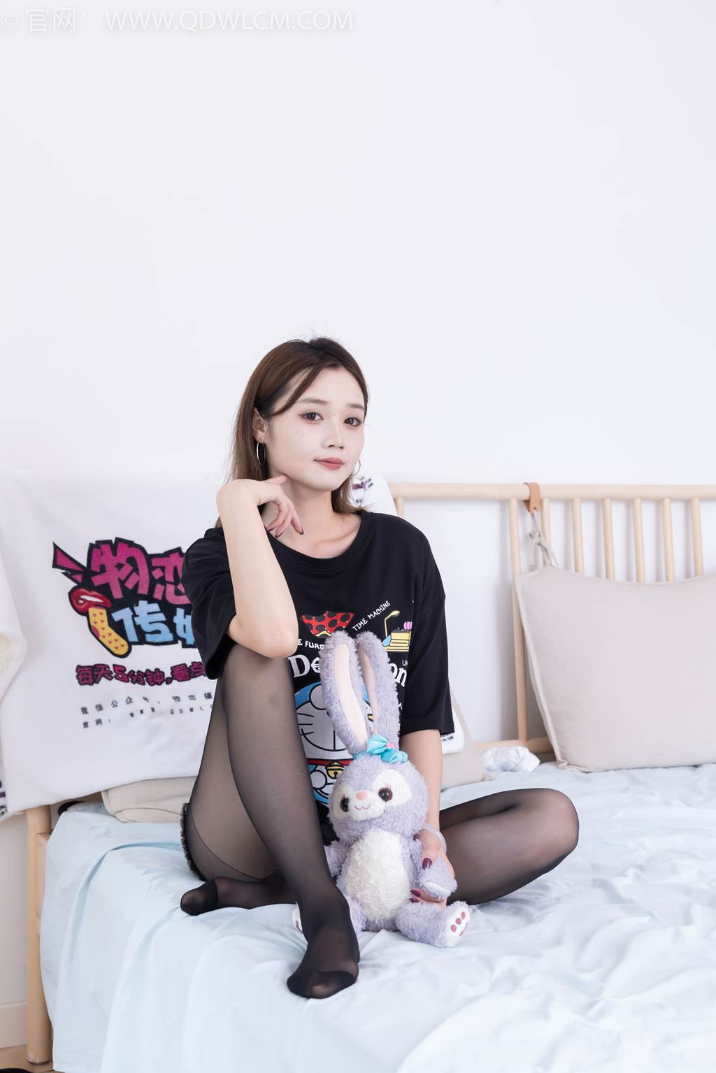 图片[53]-物恋传媒 NO.2473 橙子-板鞋、白棉袜、薄黑丝[135P] – 速更版-美库