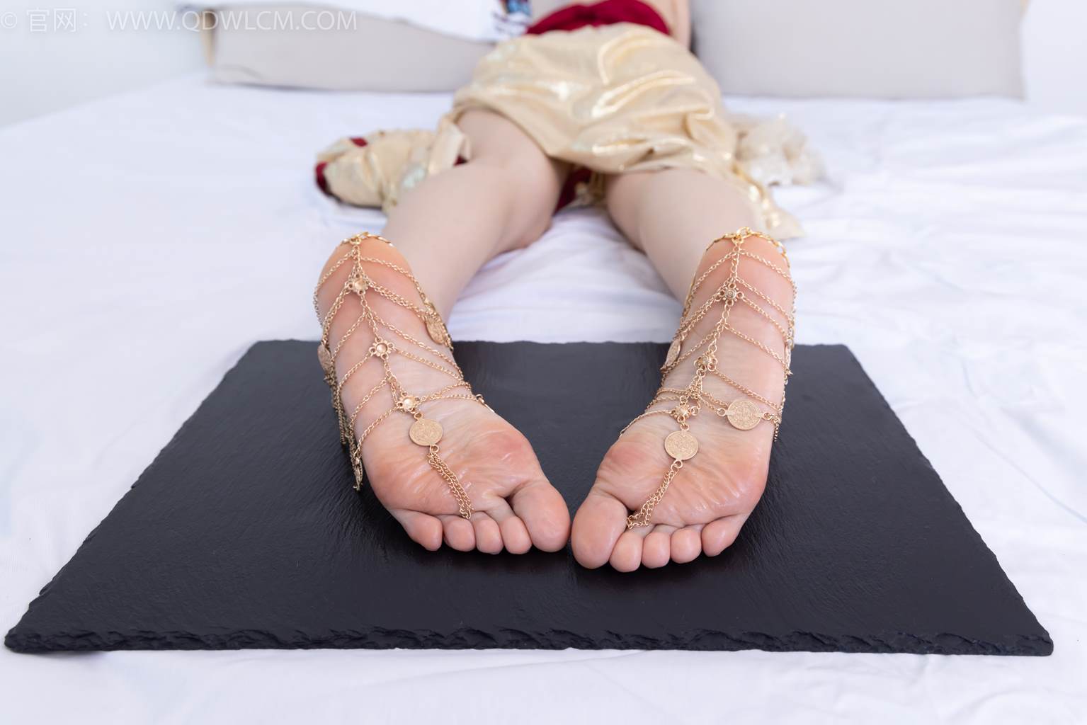 图片[66]-物恋传媒 NO.2472 菜菜-高跟鞋、薄白丝、裸足[198P] – 速更版-美库