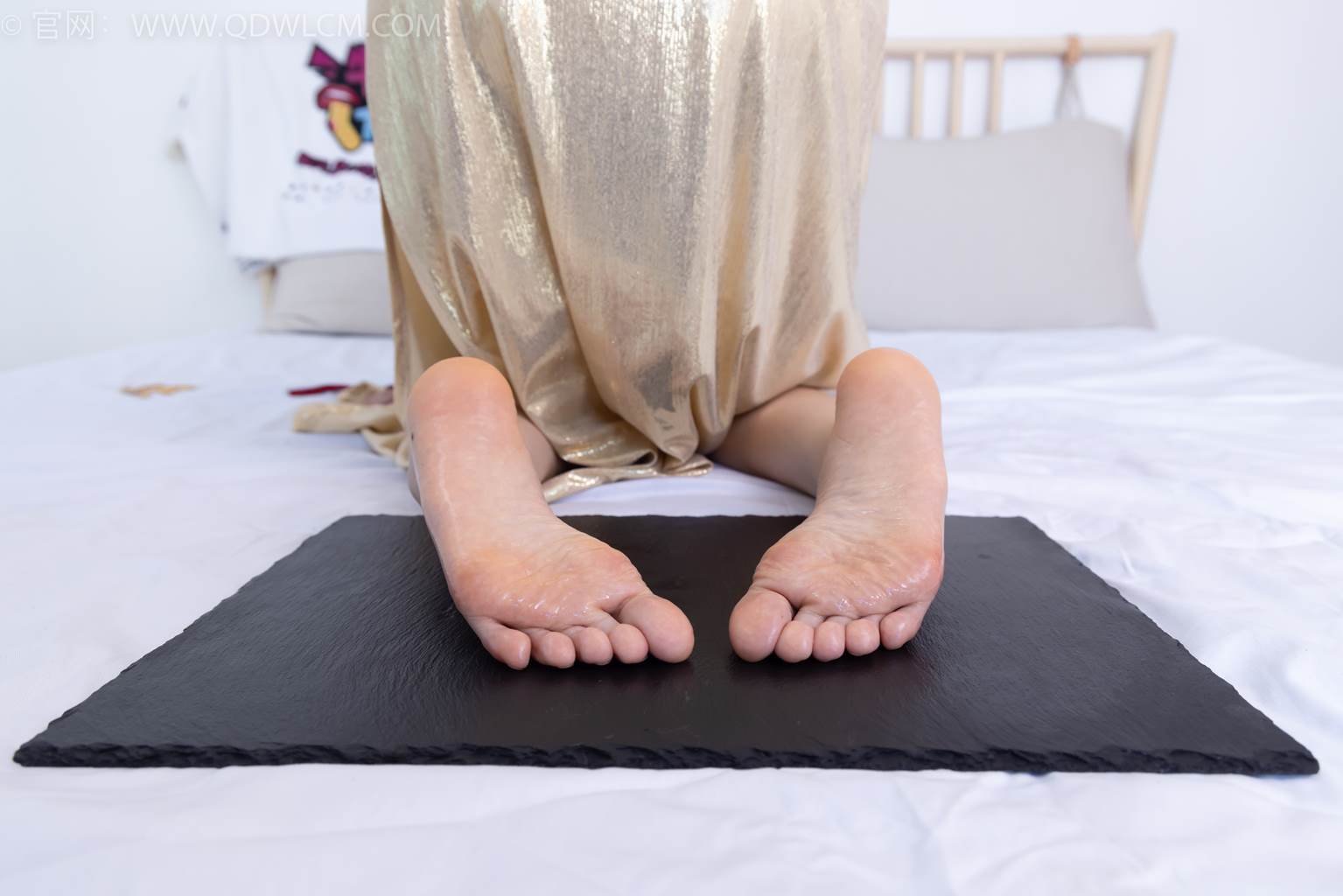 图片[73]-物恋传媒 NO.2472 菜菜-高跟鞋、薄白丝、裸足[198P] – 速更版-美库