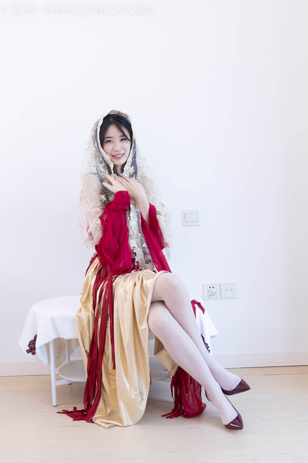 图片[96]-物恋传媒 NO.2472 菜菜-高跟鞋、薄白丝、裸足[198P] – 速更版-美库