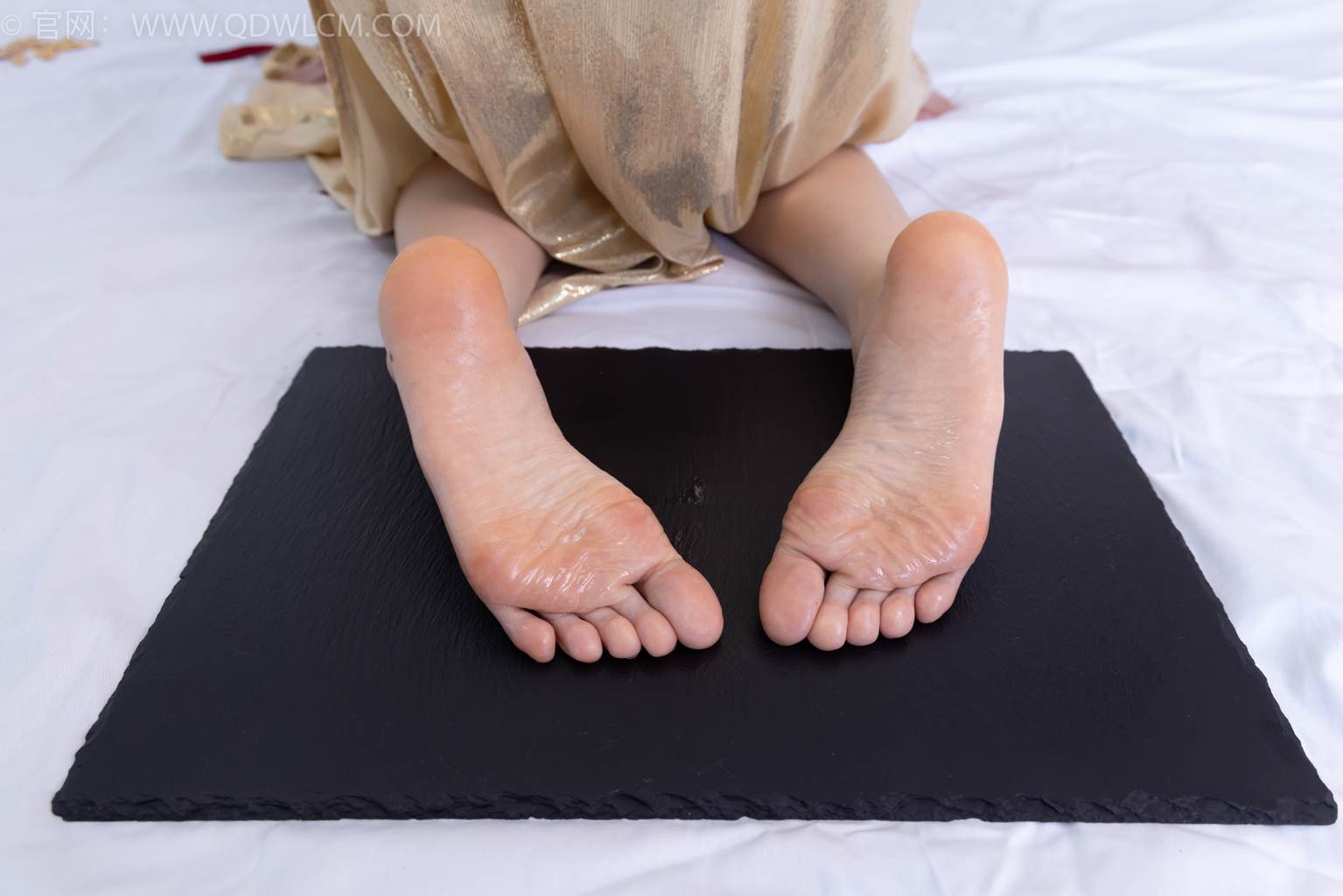 图片[97]-物恋传媒 NO.2472 菜菜-高跟鞋、薄白丝、裸足[198P] – 速更版-美库