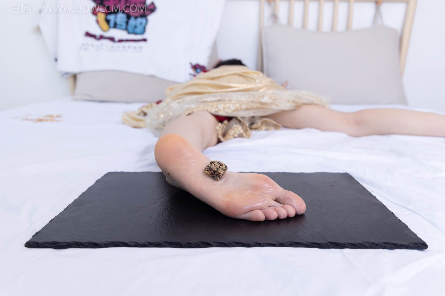 图片[169]-物恋传媒 NO.2472 菜菜-高跟鞋、薄白丝、裸足[198P] – 速更版-美库