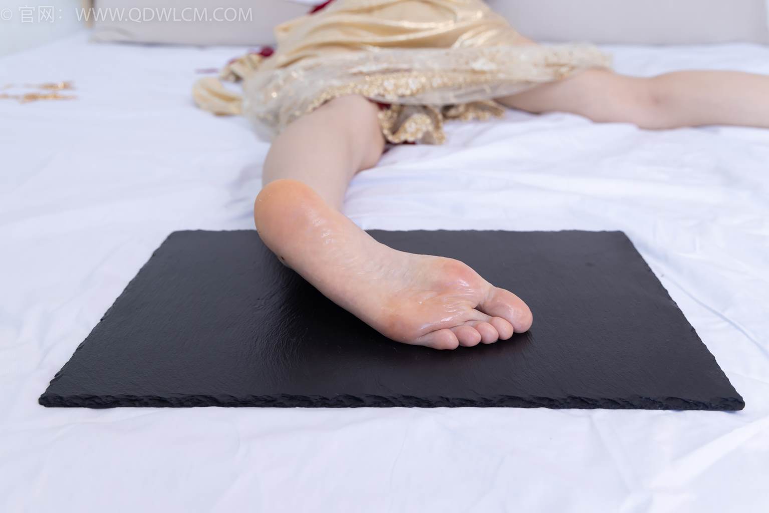 图片[177]-物恋传媒 NO.2472 菜菜-高跟鞋、薄白丝、裸足[198P] – 速更版-美库