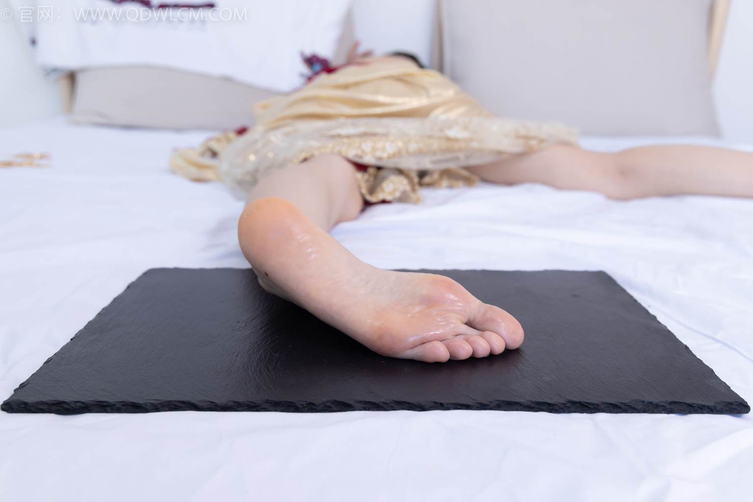 图片[179]-物恋传媒 NO.2472 菜菜-高跟鞋、薄白丝、裸足[198P] – 速更版-美库