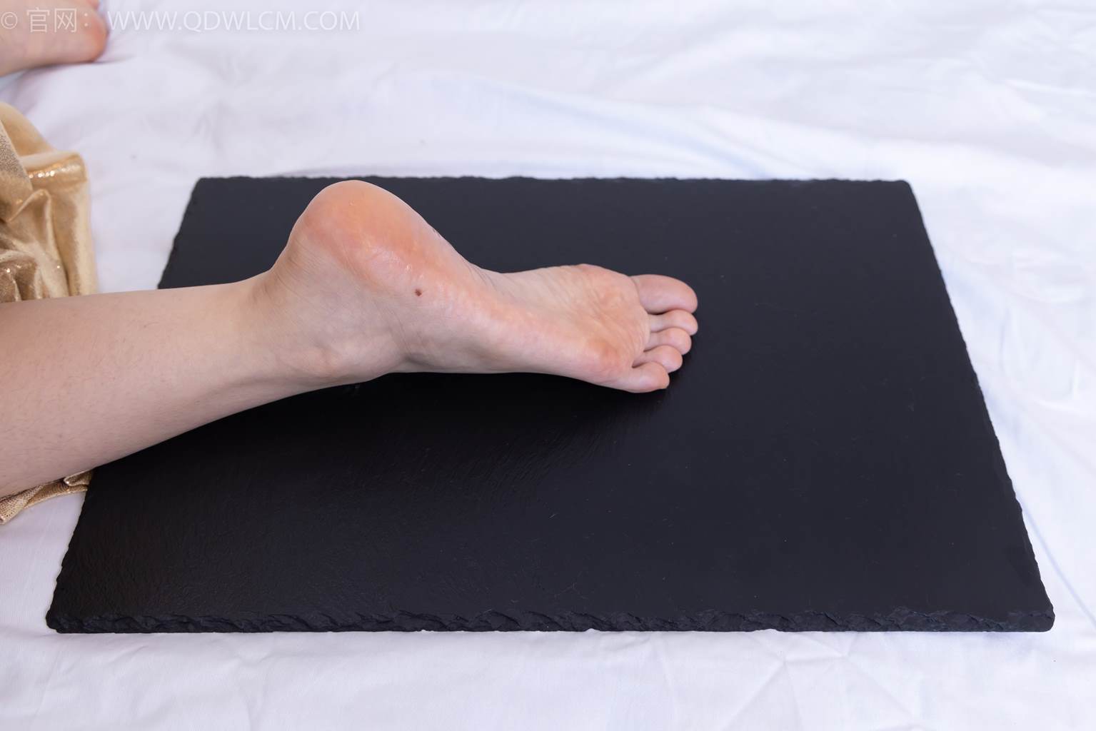 图片[183]-物恋传媒 NO.2472 菜菜-高跟鞋、薄白丝、裸足[198P] – 速更版-美库