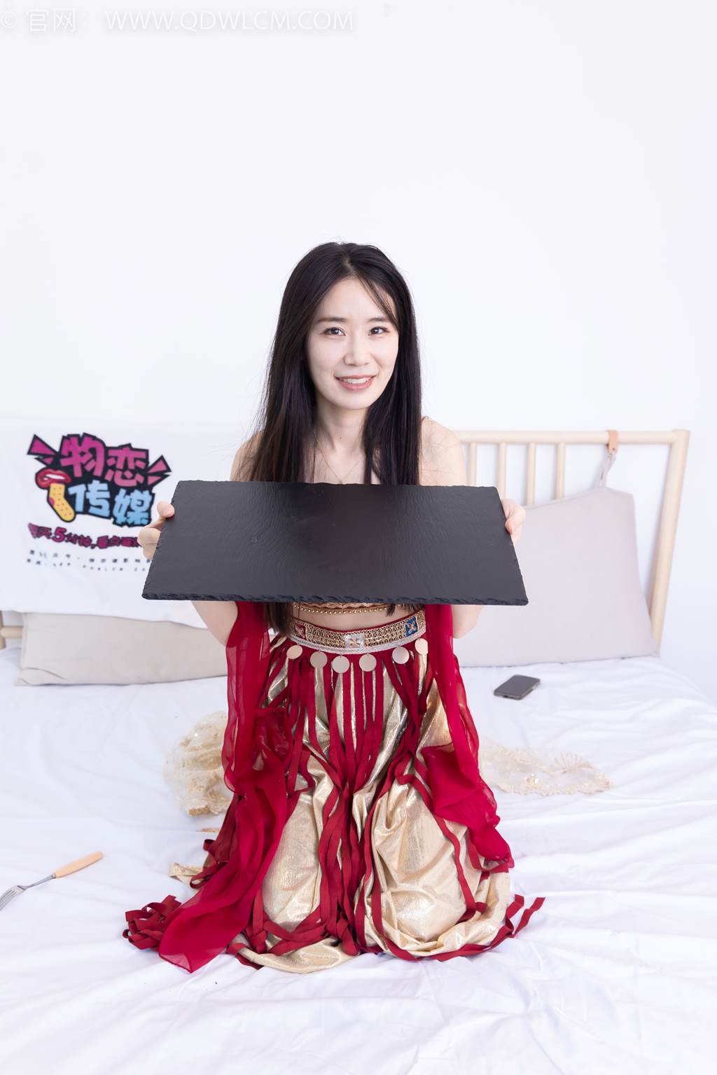 图片[196]-物恋传媒 NO.2472 菜菜-高跟鞋、薄白丝、裸足[198P] – 速更版-美库