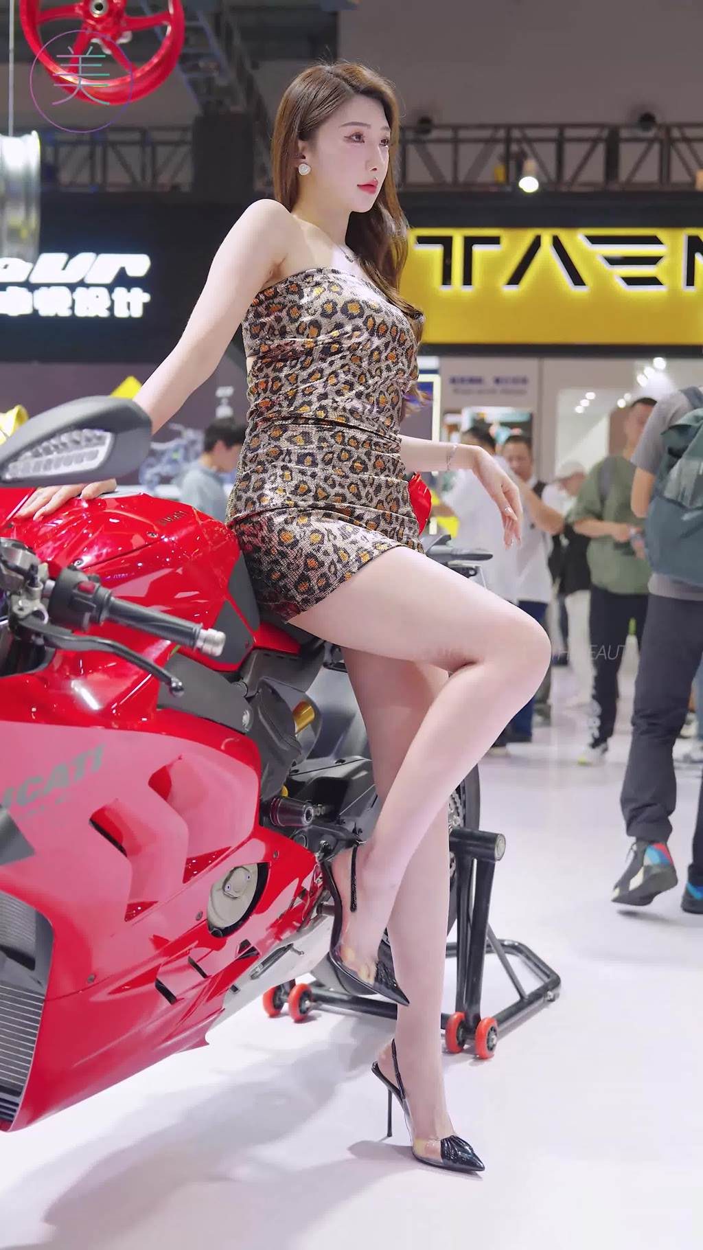 图片[29]-NO.1554 2024 重庆摩博会机车展 Racing Model LOOKBOOK 40[30P] – 速更版-美库