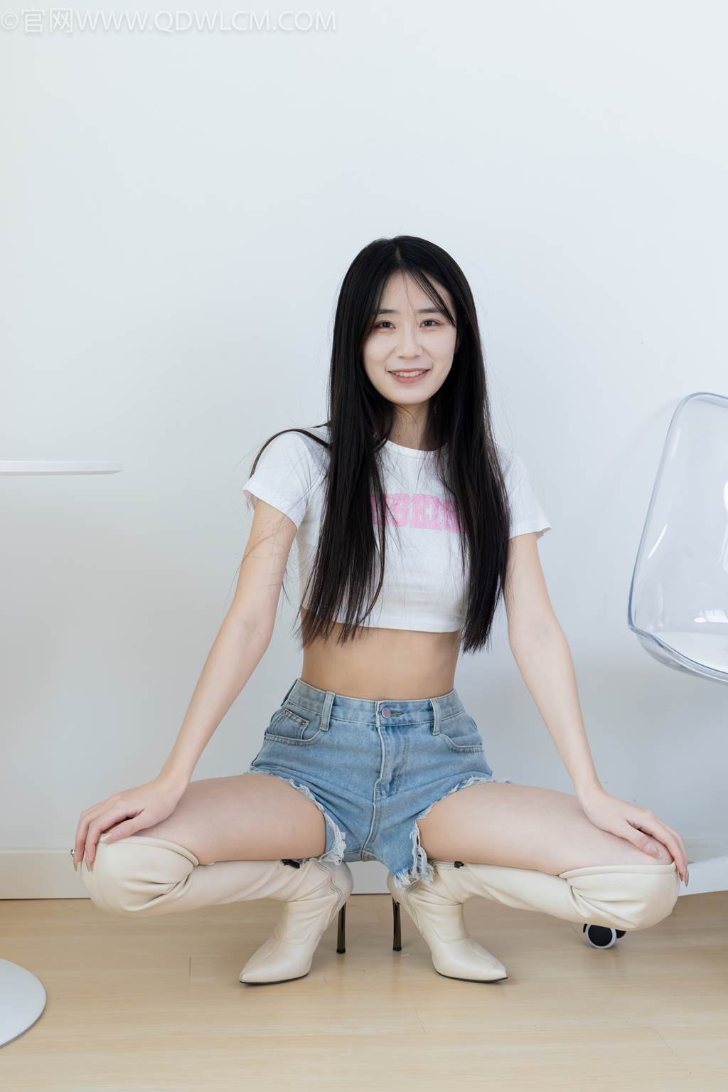 图片[26]-物恋传媒 NO.2475 菜菜-长靴、白棉袜、裸足[144P] – 速更版-美库