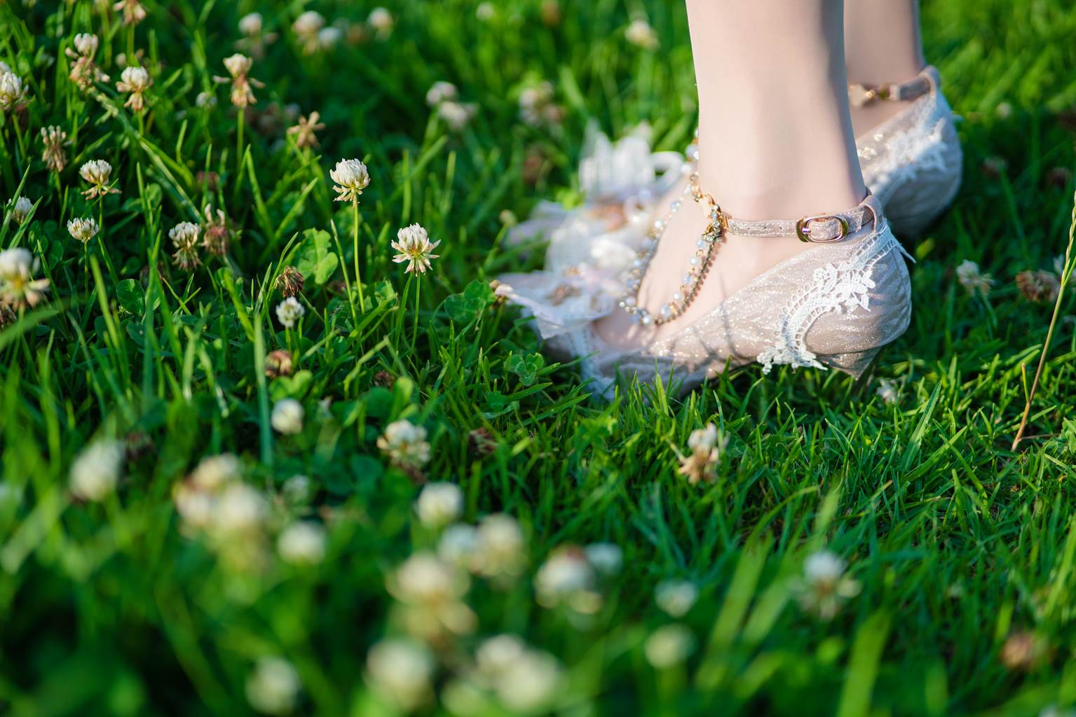 图片[24]-[拍了个就这] 吃了个迟 – 玉足[48P] – 速更版-美库