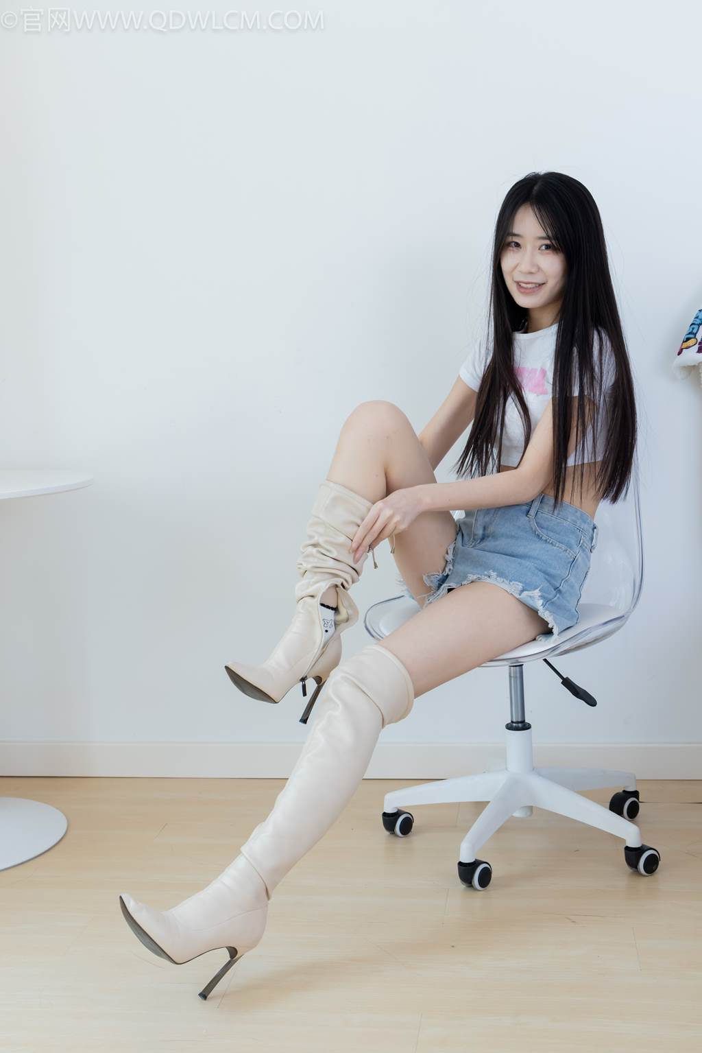 图片[56]-物恋传媒 NO.2475 菜菜-长靴、白棉袜、裸足[144P] – 速更版-美库