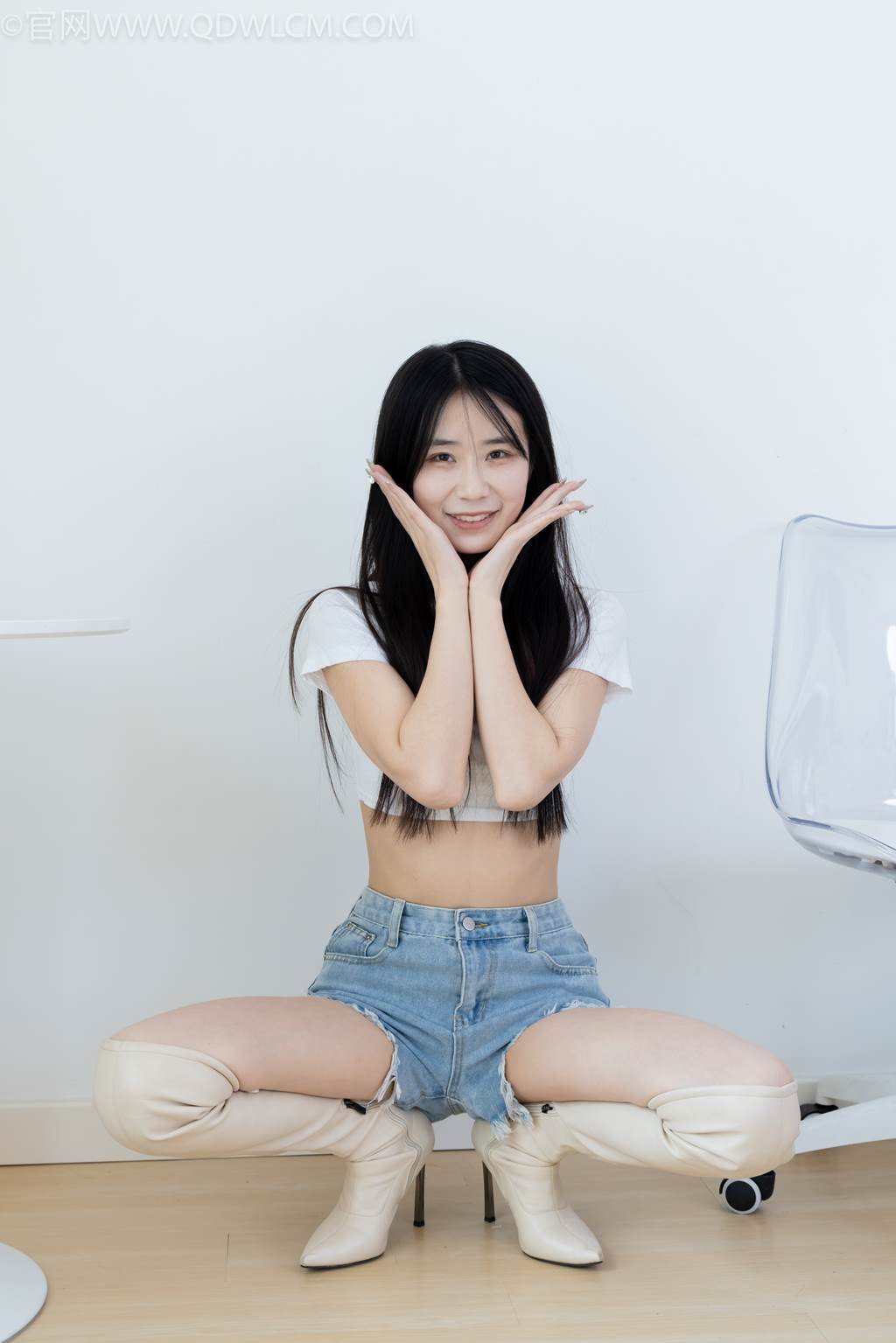 图片[71]-物恋传媒 NO.2475 菜菜-长靴、白棉袜、裸足[144P] – 速更版-美库