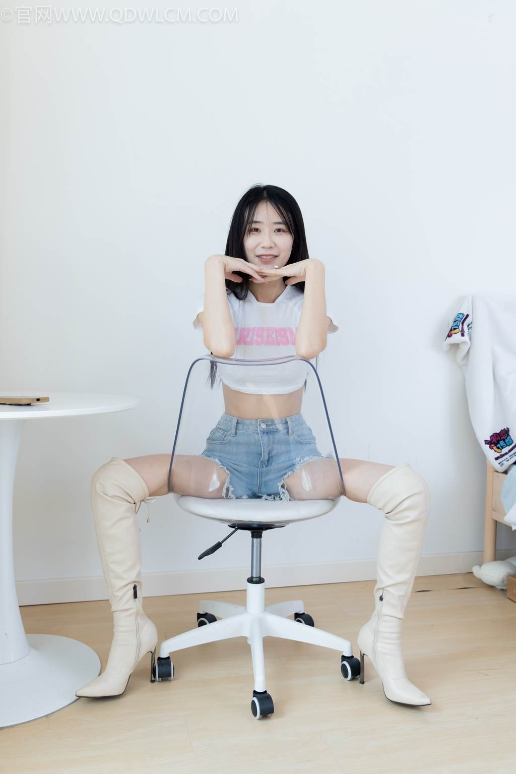 图片[74]-物恋传媒 NO.2475 菜菜-长靴、白棉袜、裸足[144P] – 速更版-美库