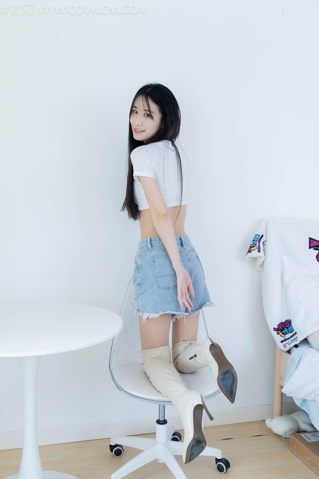 图片[79]-物恋传媒 NO.2475 菜菜-长靴、白棉袜、裸足[144P] – 速更版-美库