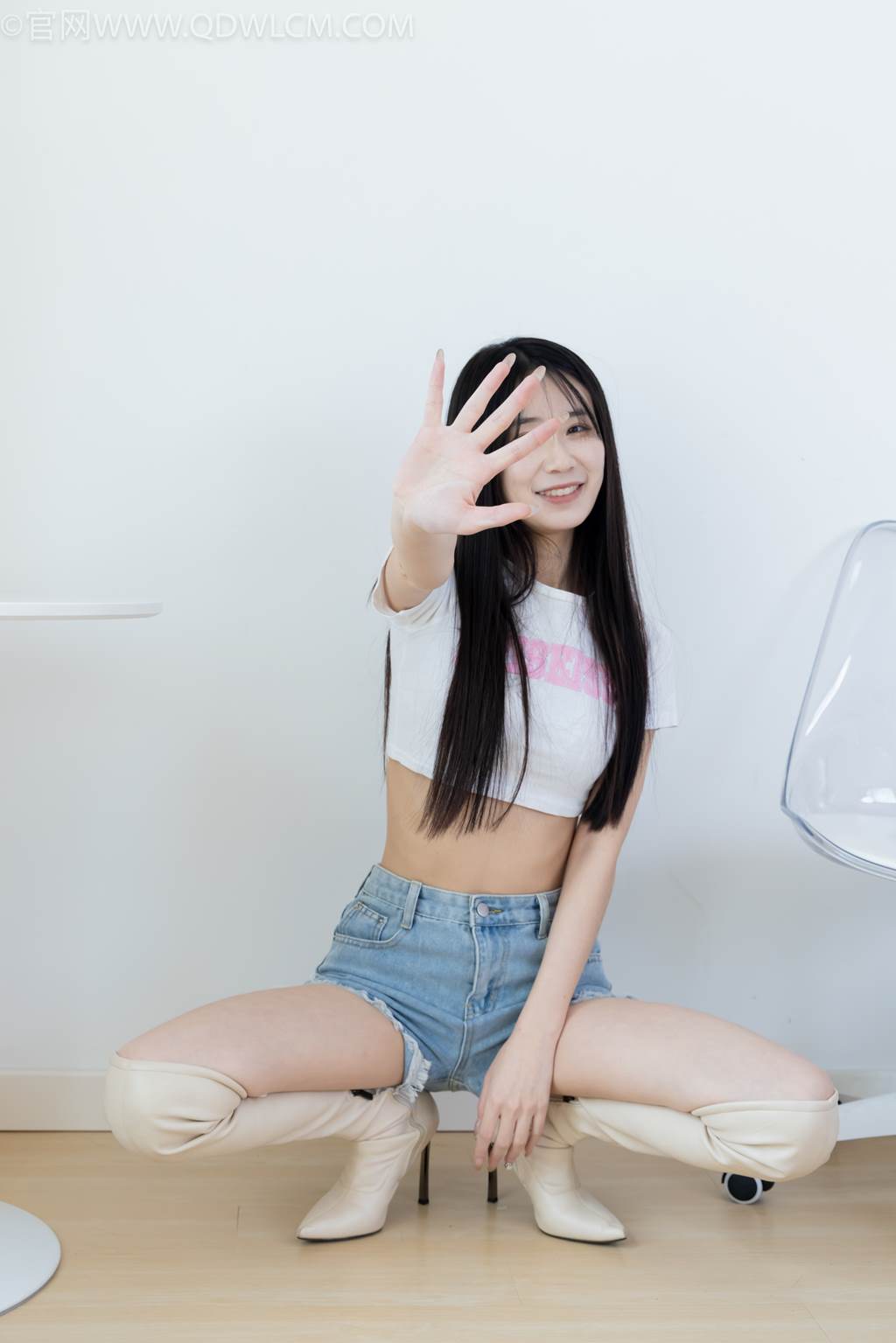 图片[85]-物恋传媒 NO.2475 菜菜-长靴、白棉袜、裸足[144P] – 速更版-美库