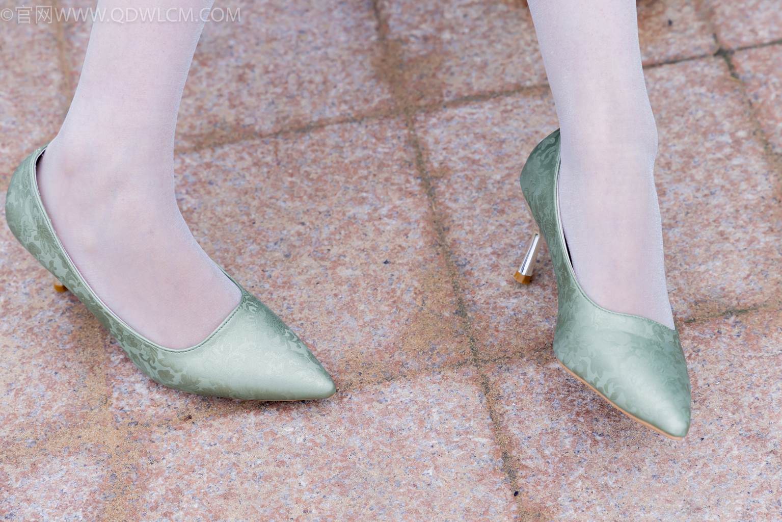 图片[21]-物恋传媒 NO.2477 泡泡-旗袍、高跟鞋、薄白丝[150P] – 速更版-美库