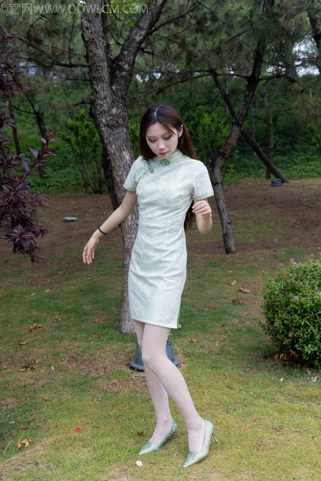 图片[101]-物恋传媒 NO.2477 泡泡-旗袍、高跟鞋、薄白丝[150P] – 速更版-美库