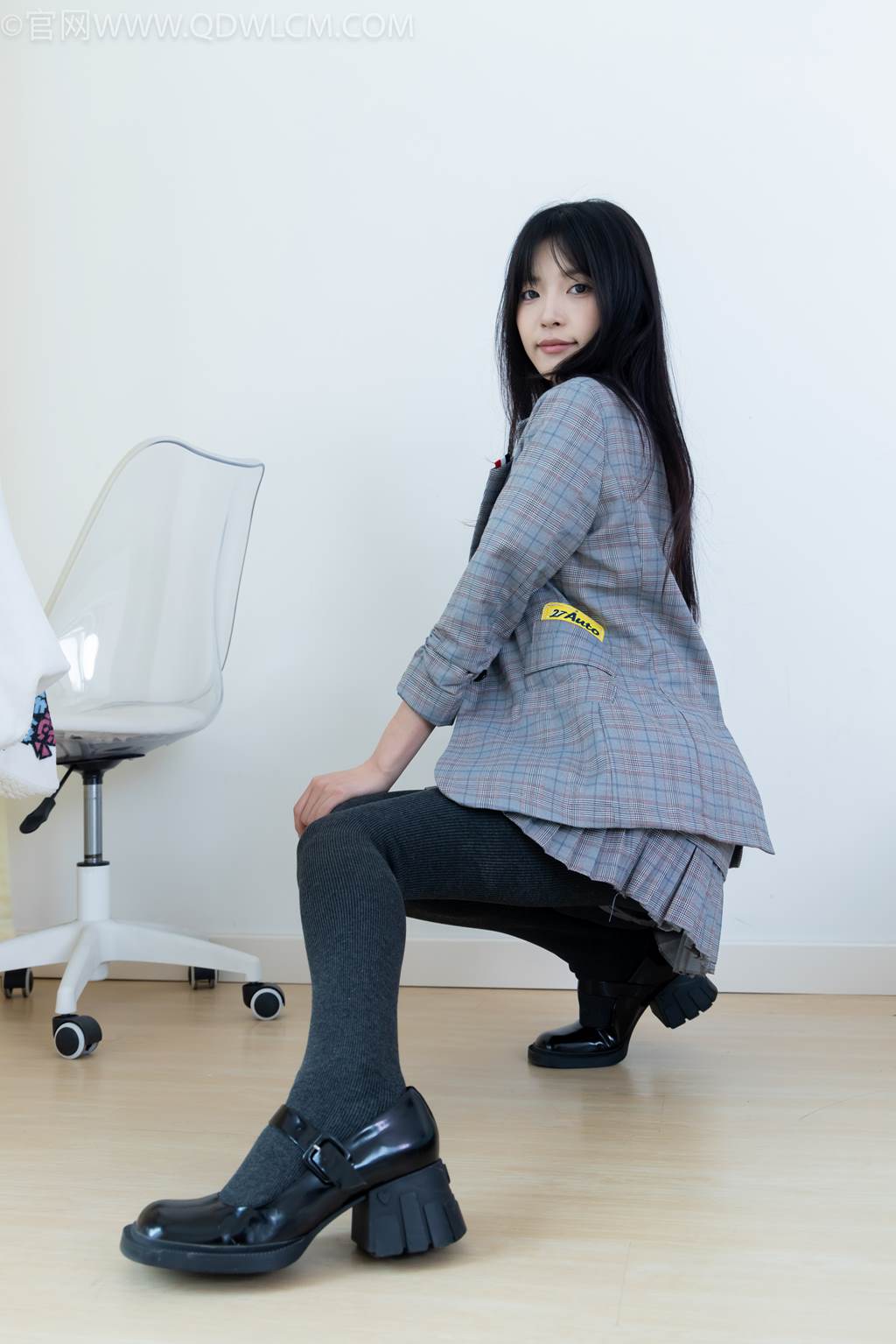 图片[32]-物恋传媒 NO.2479 茯苓-皮鞋、厚灰连裤棉袜[105P] – 速更版-美库