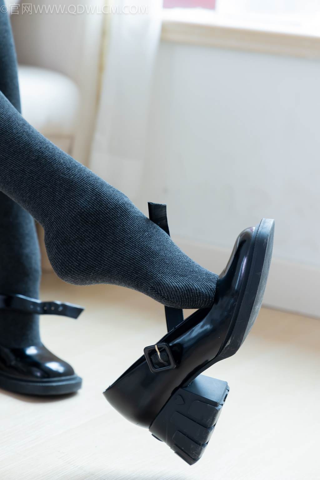 图片[40]-物恋传媒 NO.2479 茯苓-皮鞋、厚灰连裤棉袜[105P] – 速更版-美库