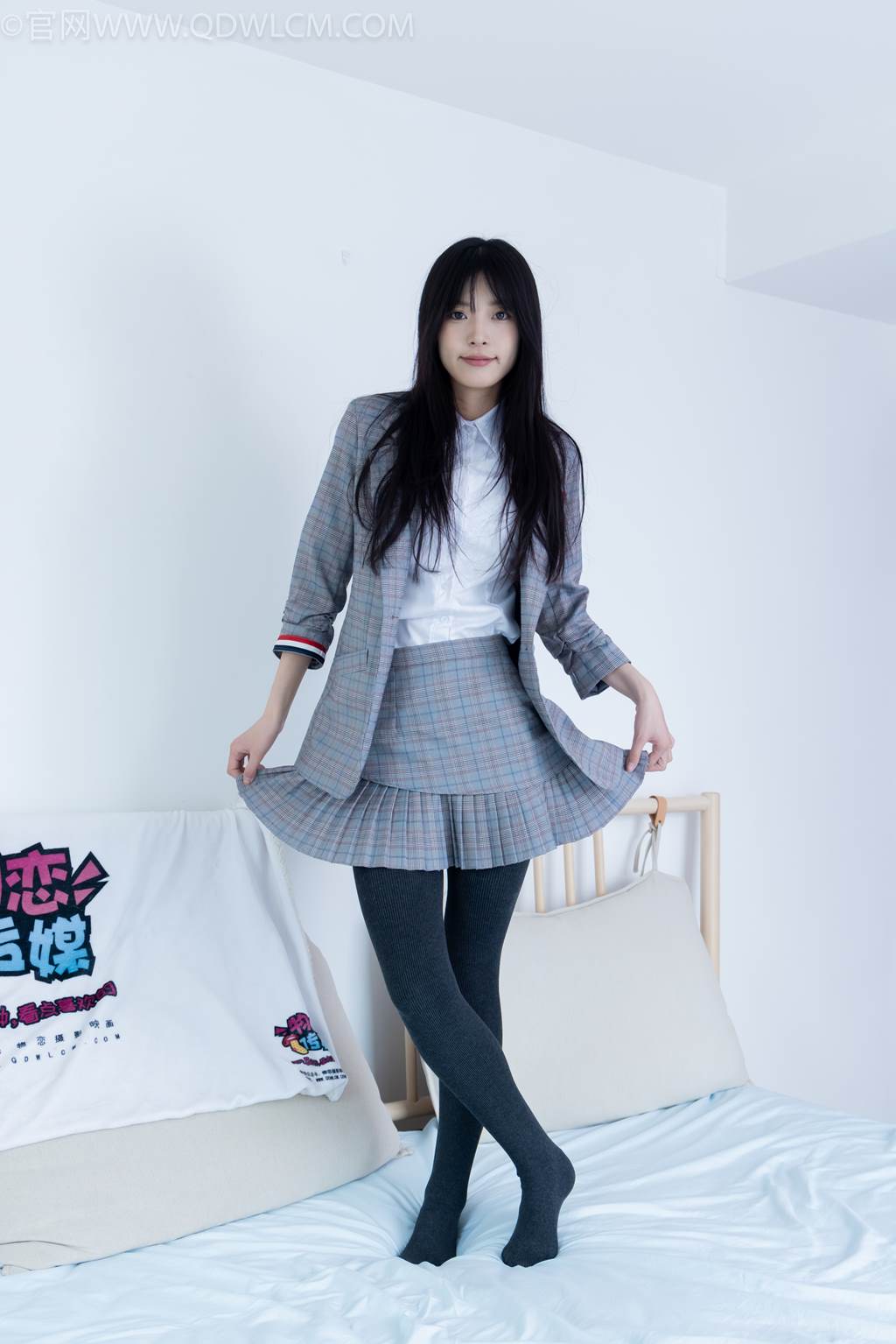 图片[48]-物恋传媒 NO.2479 茯苓-皮鞋、厚灰连裤棉袜[105P] – 速更版-美库