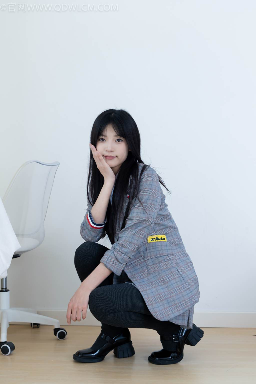 图片[57]-物恋传媒 NO.2479 茯苓-皮鞋、厚灰连裤棉袜[105P] – 速更版-美库