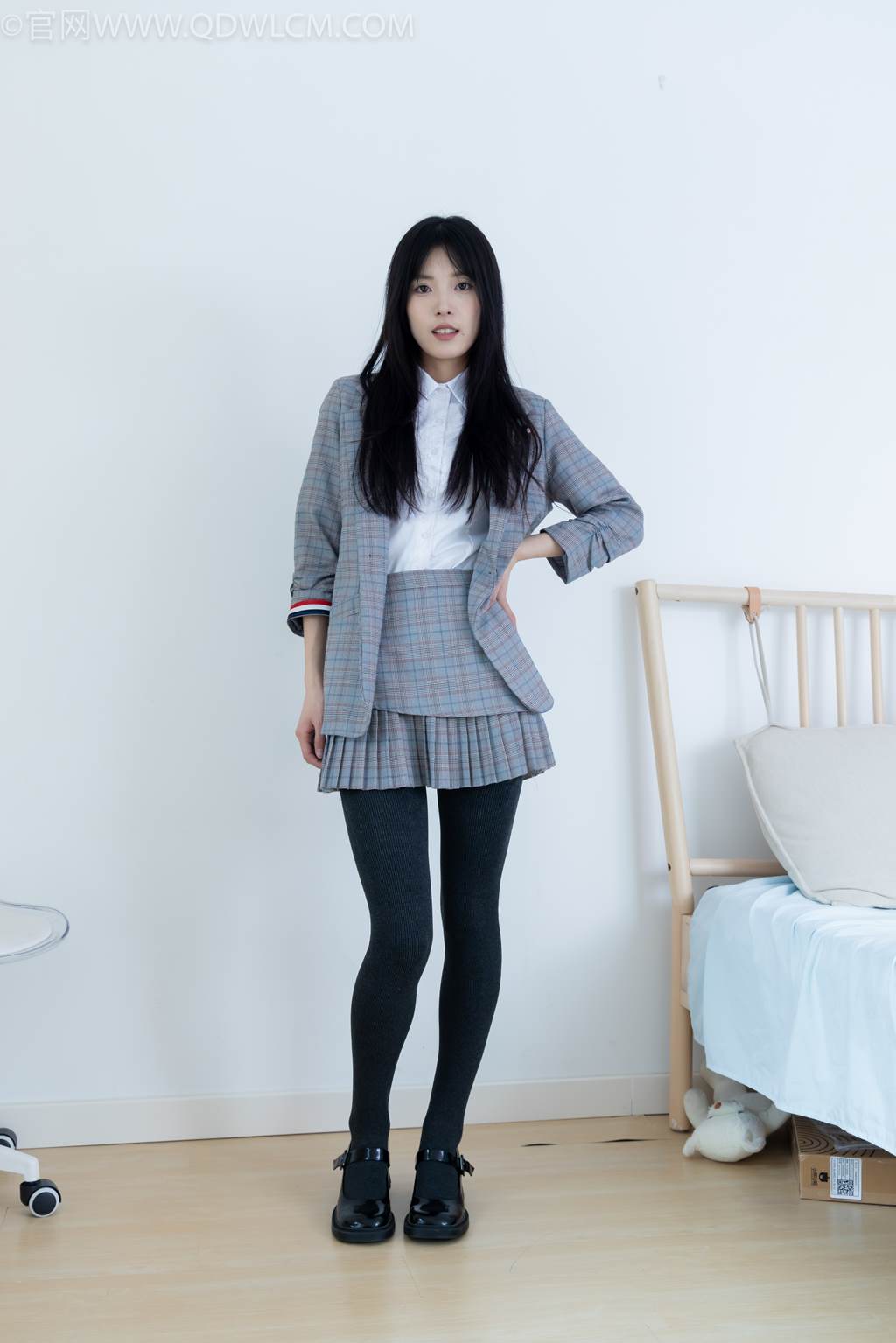 图片[81]-物恋传媒 NO.2479 茯苓-皮鞋、厚灰连裤棉袜[105P] – 速更版-美库