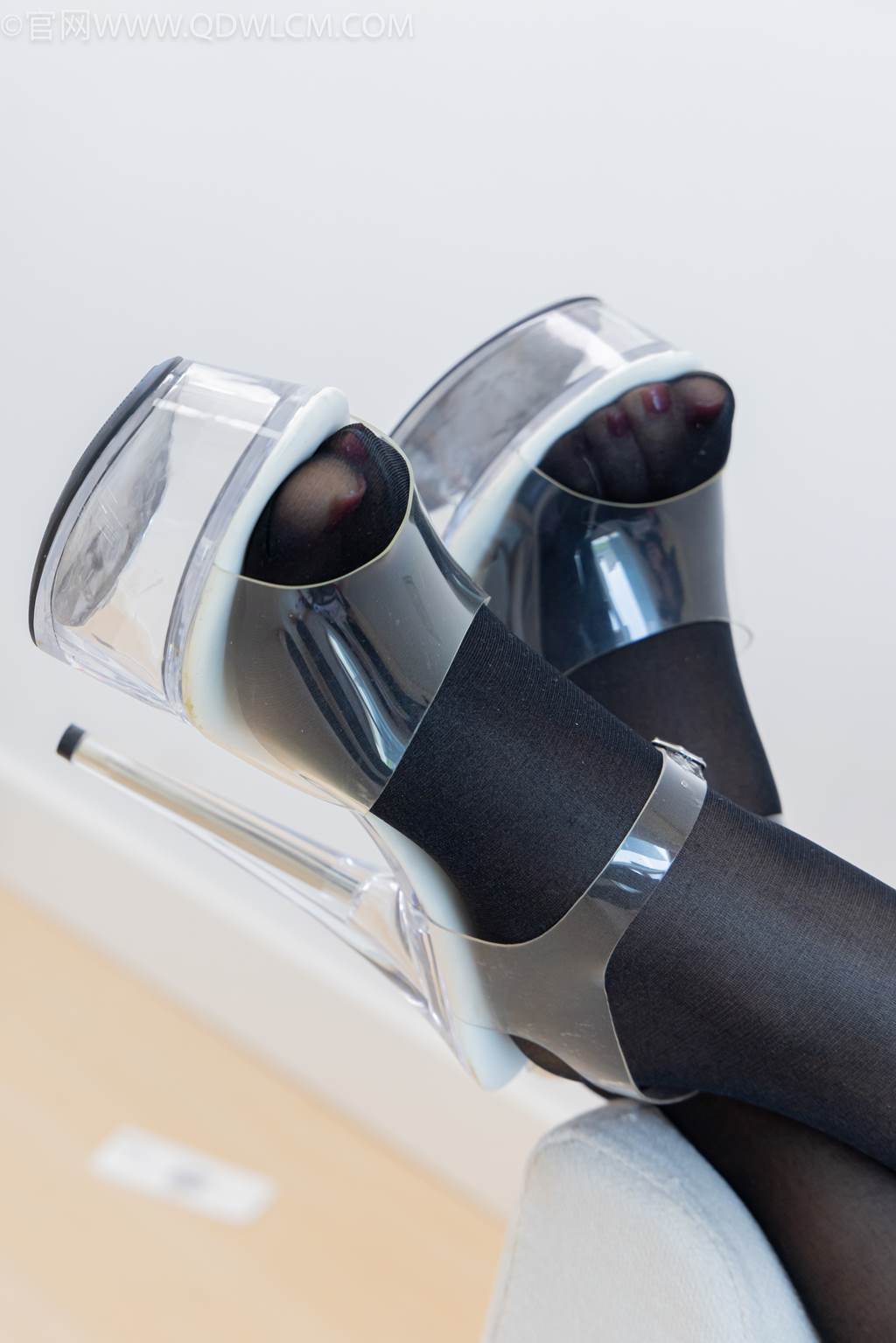 图片[101]-物恋传媒 NO.2478 嘟嘟-cos服、高跟凉鞋、薄白丝、薄黑丝[163P] – 速更版-美库