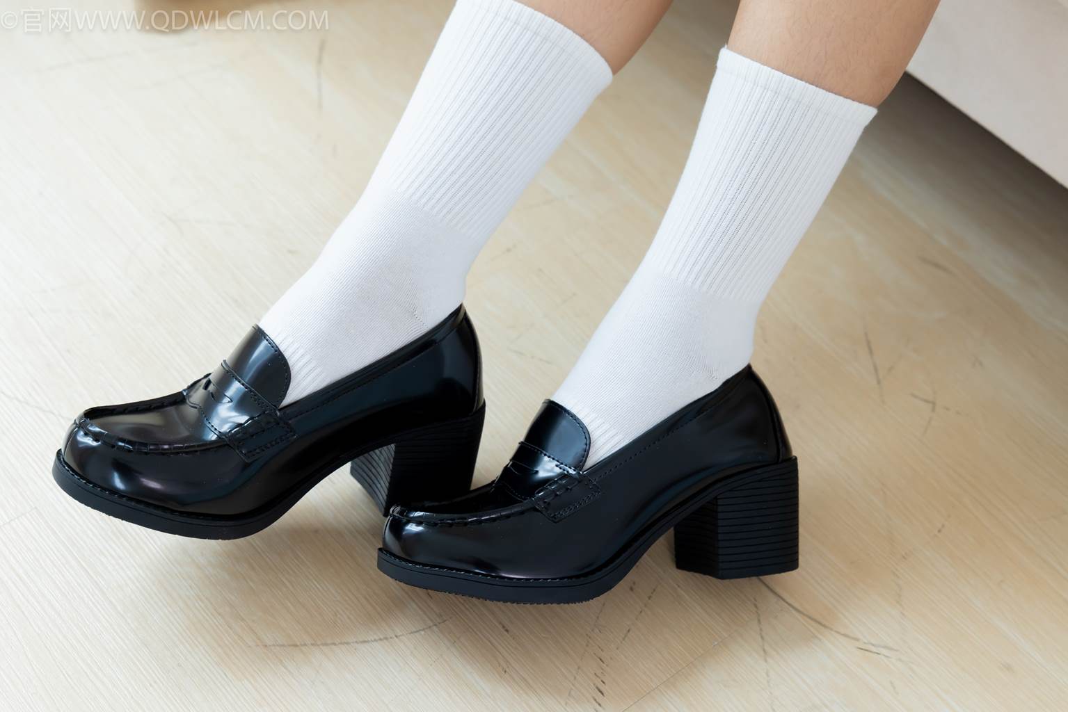 图片[49]-物恋传媒 NO.2480 岚岚-JK制服、白棉袜、穿鞋菜西红柿[161P] – 速更版-美库