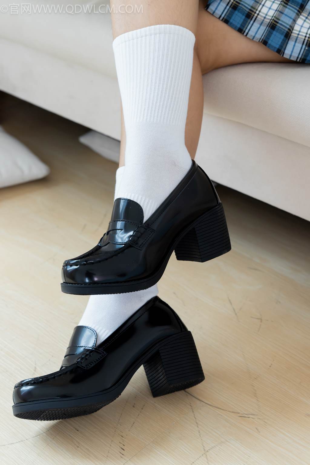 图片[50]-物恋传媒 NO.2480 岚岚-JK制服、白棉袜、穿鞋菜西红柿[161P] – 速更版-美库