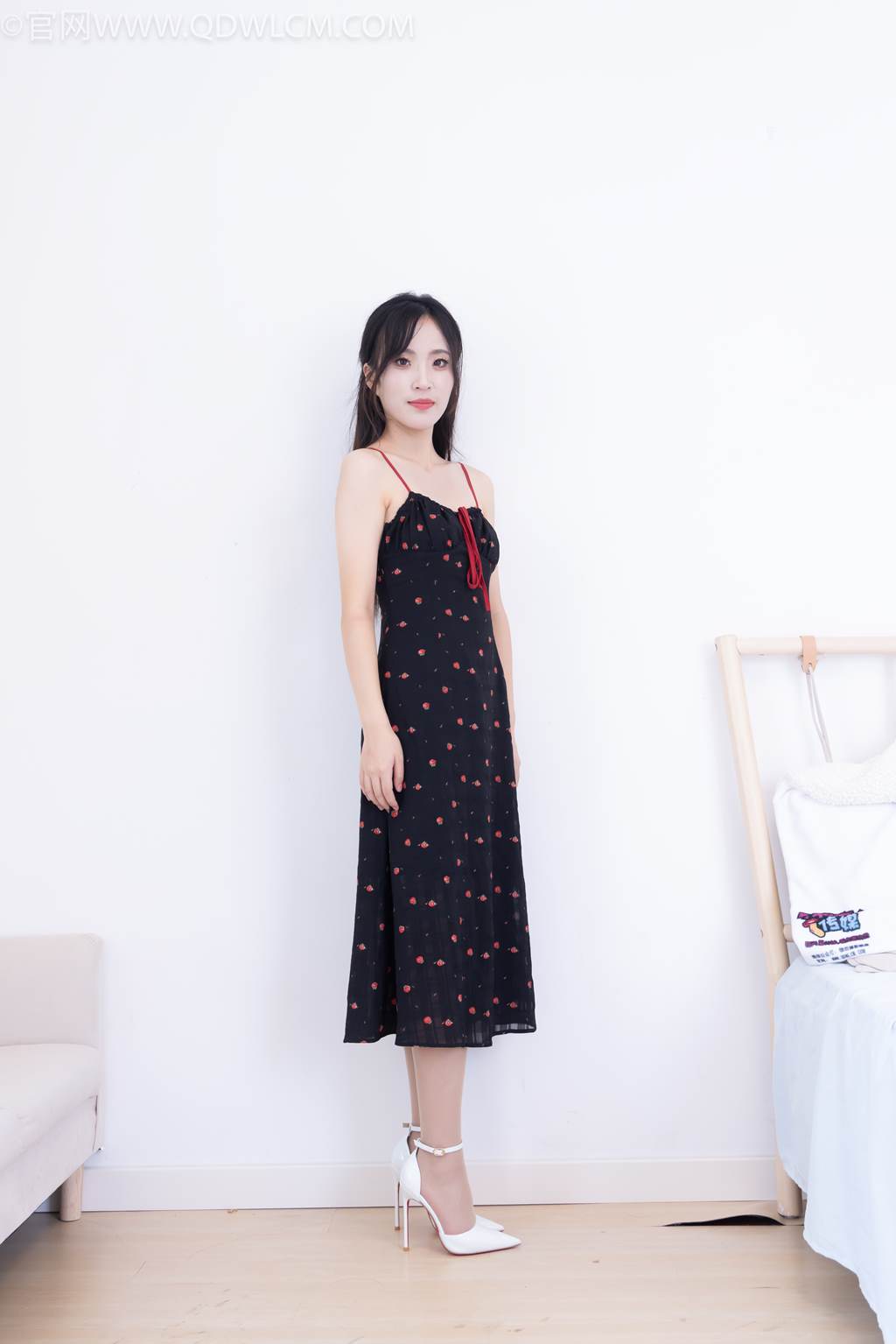 图片[142]-物恋传媒 NO.2481 辣辣-高跟鞋、薄肉丝[150P] – 速更版-美库