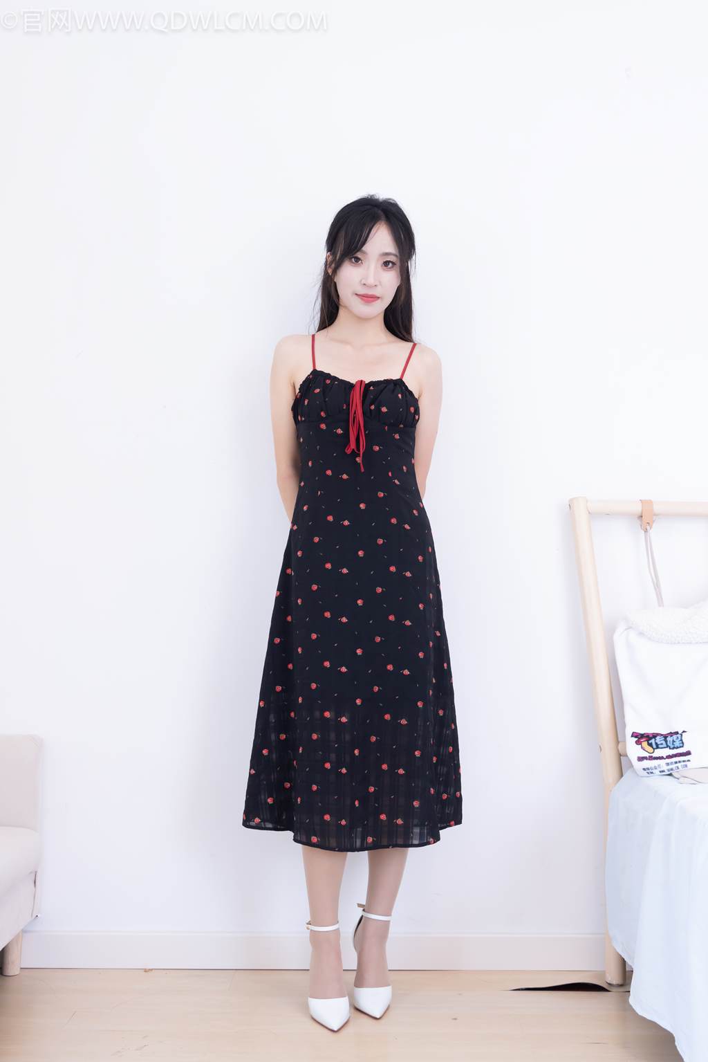 图片[145]-物恋传媒 NO.2481 辣辣-高跟鞋、薄肉丝[150P] – 速更版-美库