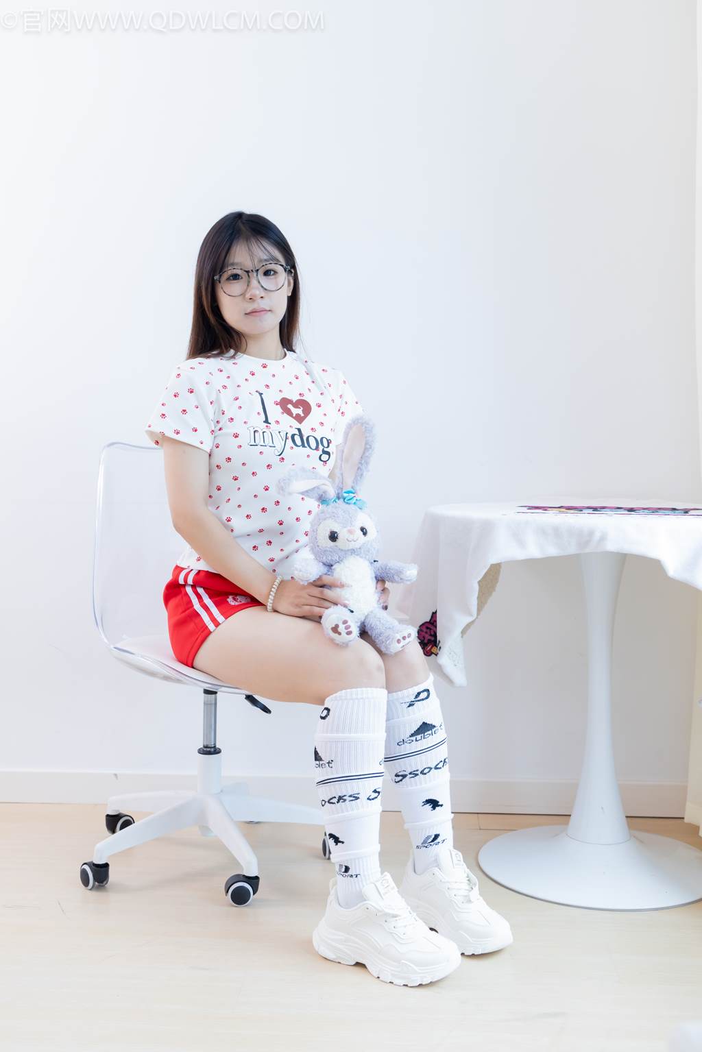 图片[23]-物恋传媒 NO.2482 小可-运动鞋、白棉袜、裸足[165P] – 速更版-美库