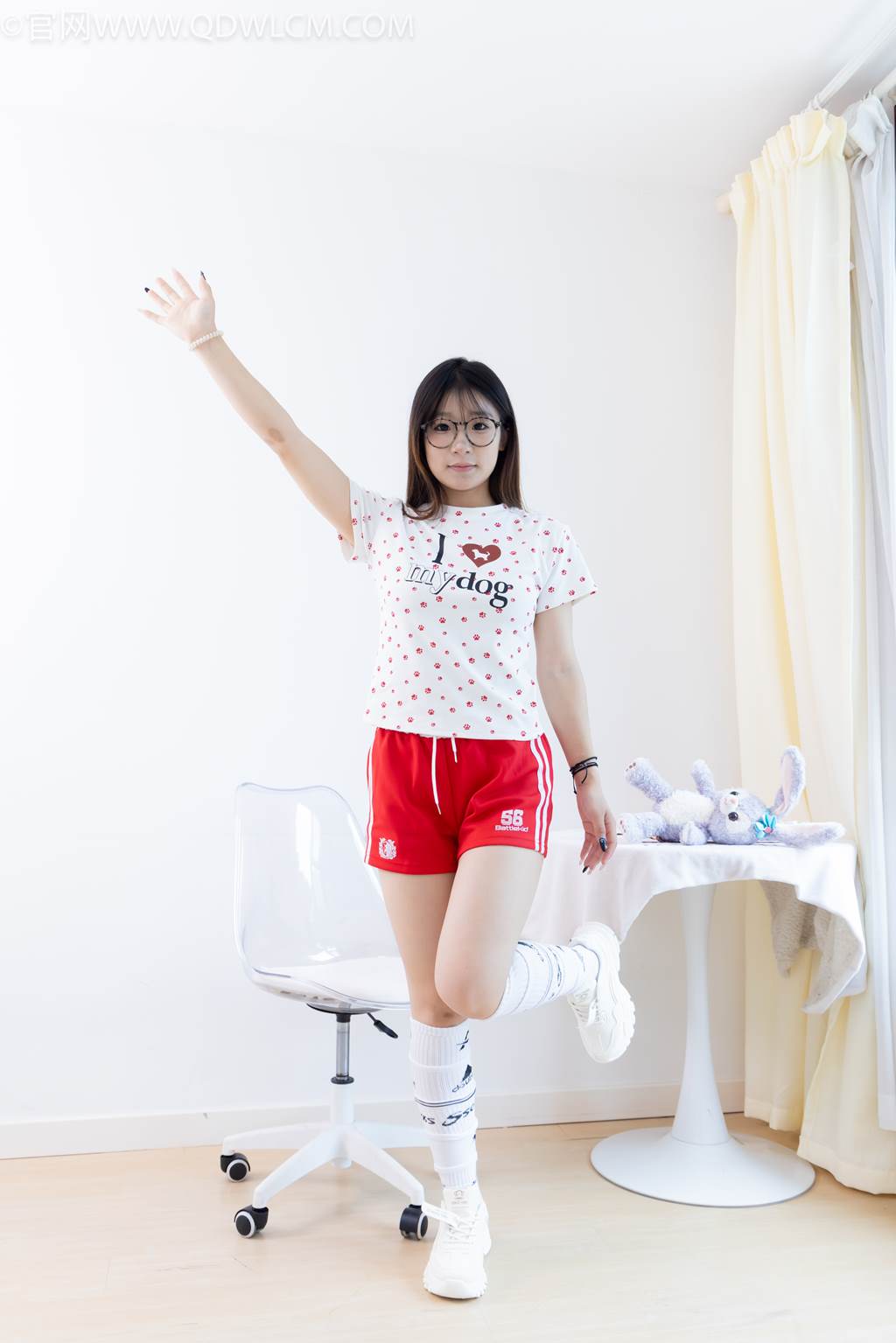 图片[33]-物恋传媒 NO.2482 小可-运动鞋、白棉袜、裸足[165P] – 速更版-美库