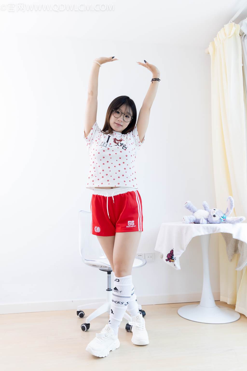 图片[34]-物恋传媒 NO.2482 小可-运动鞋、白棉袜、裸足[165P] – 速更版-美库