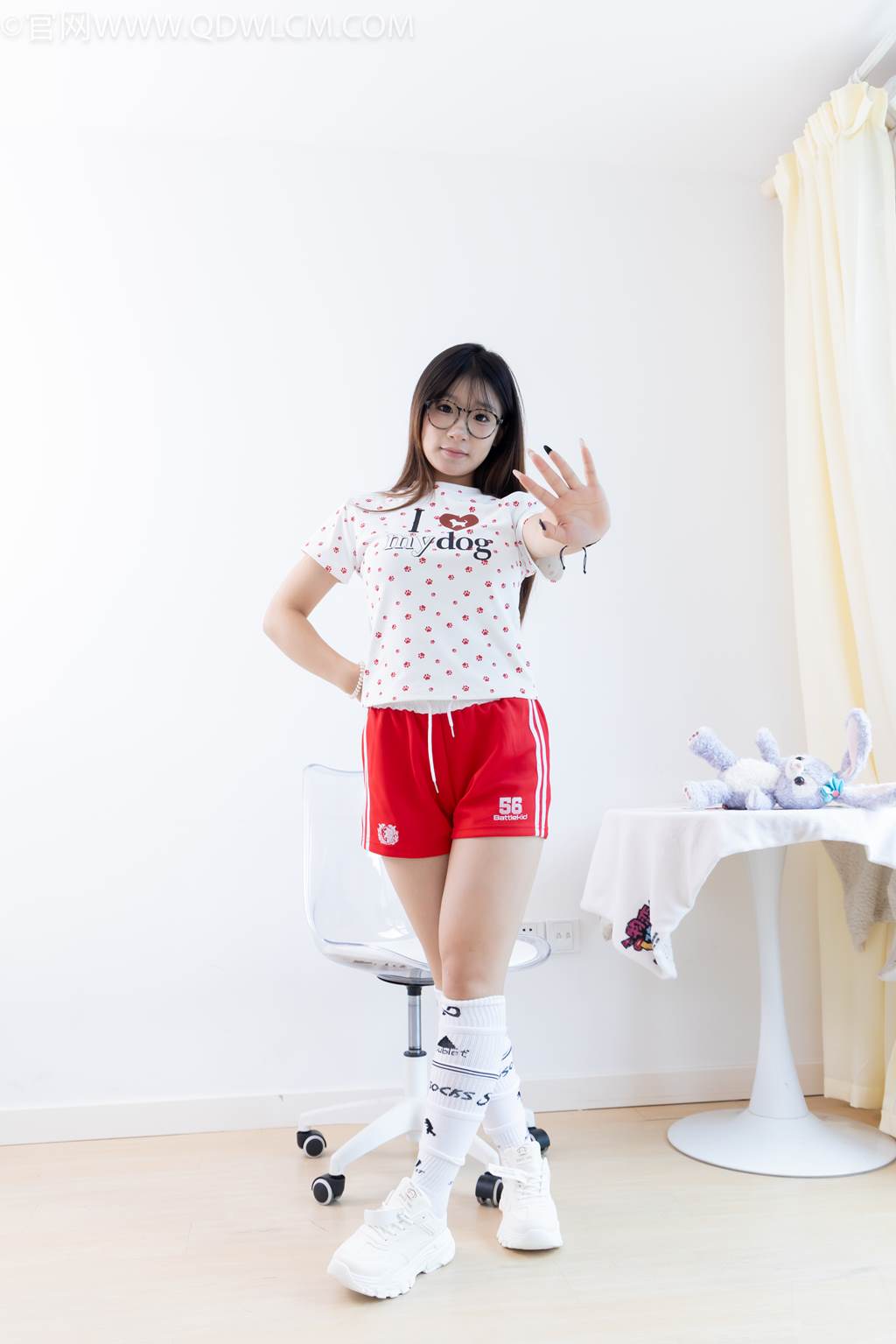 图片[35]-物恋传媒 NO.2482 小可-运动鞋、白棉袜、裸足[165P] – 速更版-美库