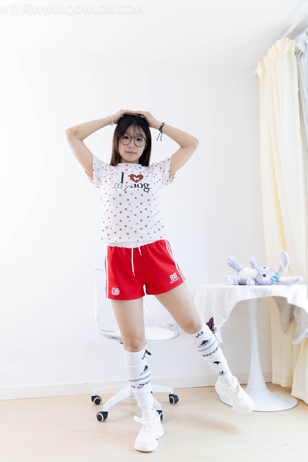 图片[37]-物恋传媒 NO.2482 小可-运动鞋、白棉袜、裸足[165P] – 速更版-美库