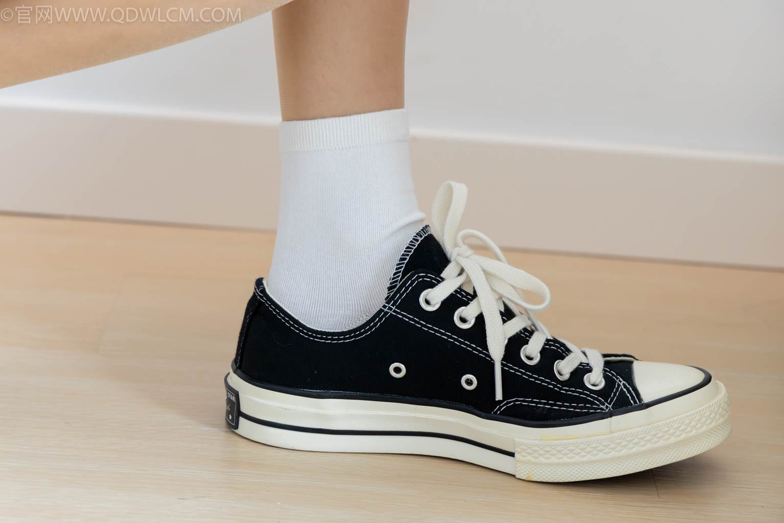 图片[24]-物恋传媒 NO.2483 茯苓-帆布鞋、白棉袜、薄肉丝[171P] – 速更版-美库