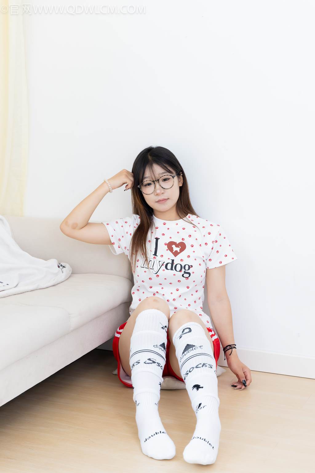 图片[48]-物恋传媒 NO.2482 小可-运动鞋、白棉袜、裸足[165P] – 速更版-美库