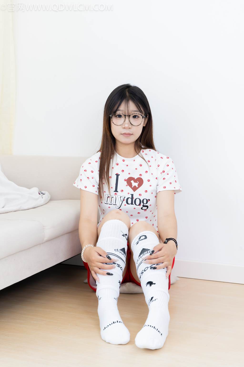 图片[50]-物恋传媒 NO.2482 小可-运动鞋、白棉袜、裸足[165P] – 速更版-美库