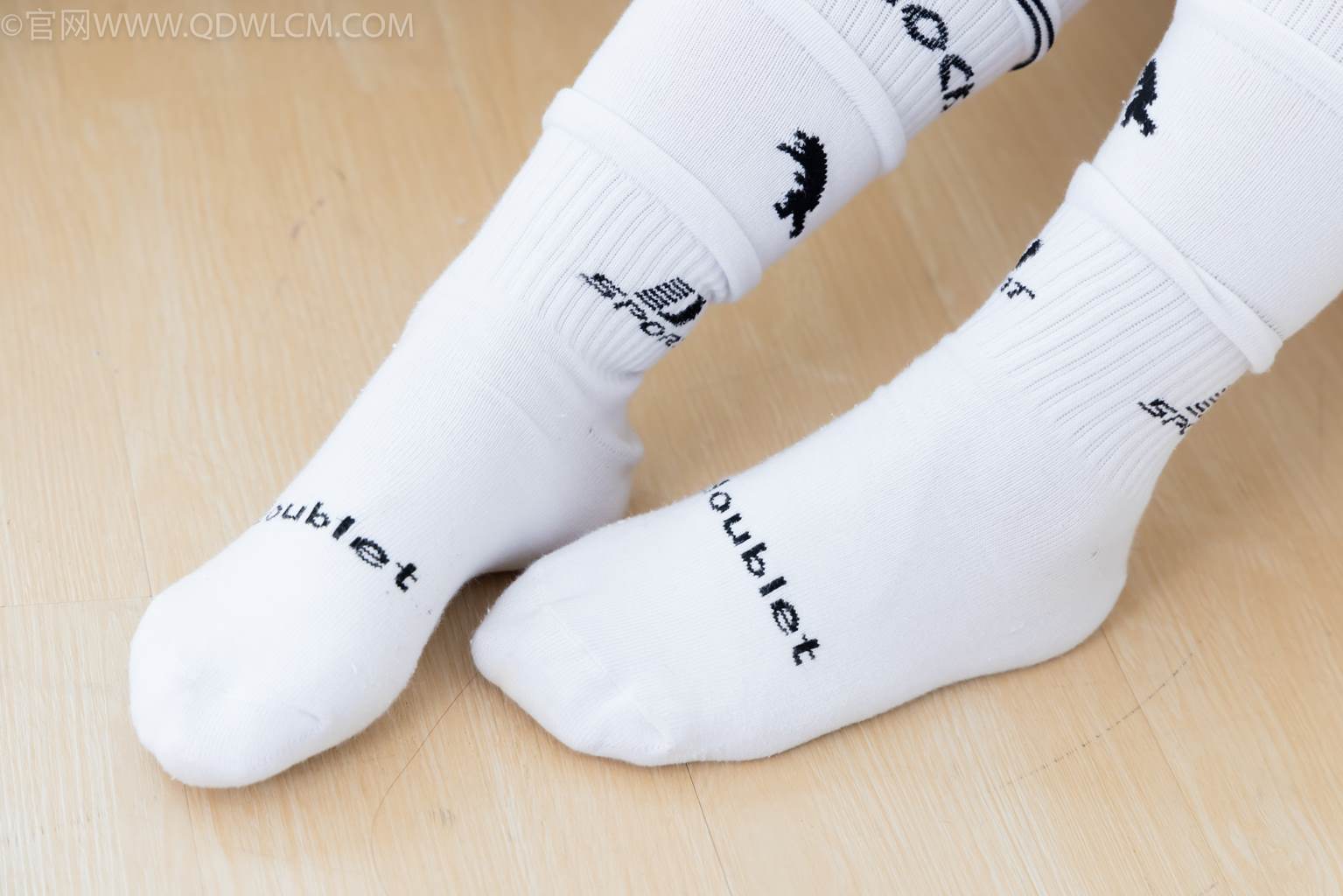 图片[52]-物恋传媒 NO.2482 小可-运动鞋、白棉袜、裸足[165P] – 速更版-美库