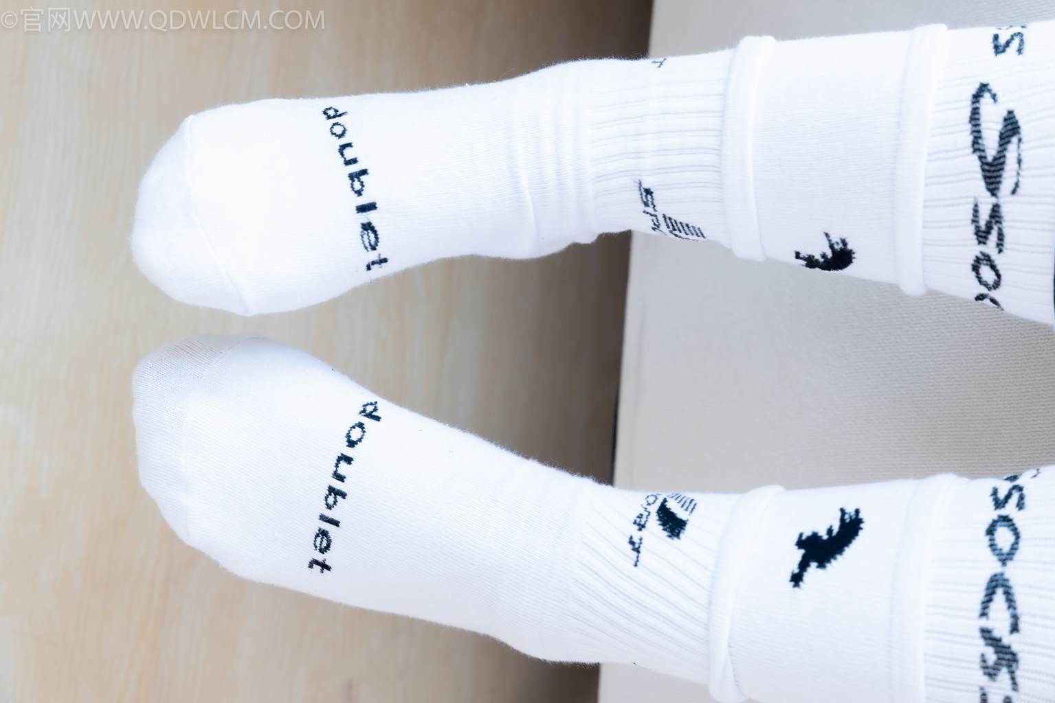 图片[82]-物恋传媒 NO.2482 小可-运动鞋、白棉袜、裸足[165P] – 速更版-美库