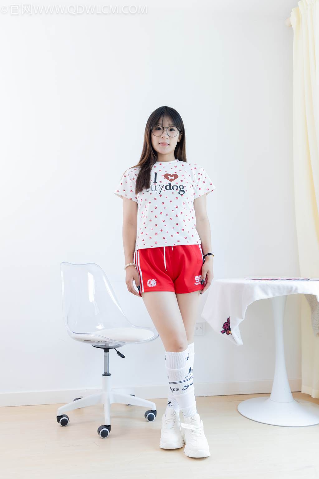 图片[157]-物恋传媒 NO.2482 小可-运动鞋、白棉袜、裸足[165P] – 速更版-美库