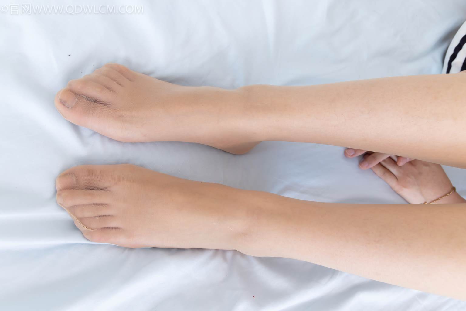 图片[150]-物恋传媒 NO.2485 泡泡-高跟凉鞋、薄肉丝、裸足[168P] – 速更版-美库