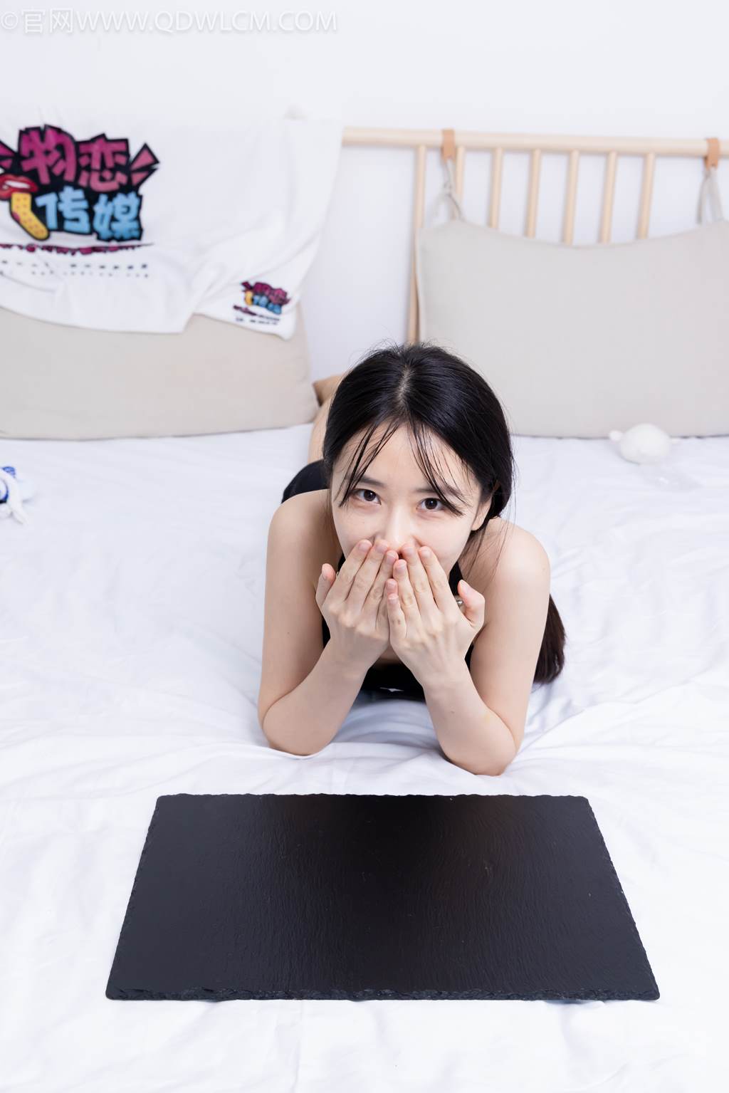 图片[21]-物恋传媒 NO.2486 菜菜-高跟鞋、厚黑丝、裸足(1)[130P] – 速更版-美库