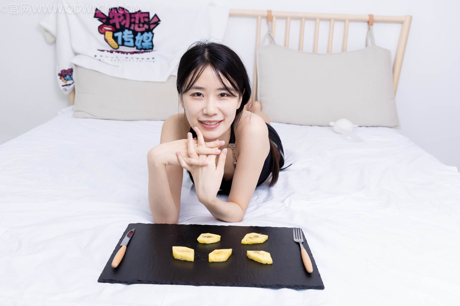 图片[41]-物恋传媒 NO.2486 菜菜-高跟鞋、厚黑丝、裸足(1)[130P] – 速更版-美库